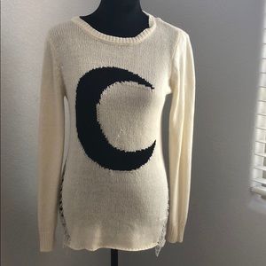 Hot Topic sweater